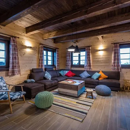 Drevenica Emilka, 5 Min Restauracia, Z Terasy Vyhlad Na Kralovu Holu A Polomske Ocko, Gril, Ohnisko, Kotlik Chalet *