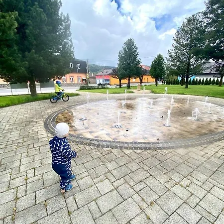 Drevenica Emilka, 5 Min Restauracia, Z Terasy Vyhlad Na Kralovu Holu A Polomske Ocko, Gril, Ohnisko, Kotlik *