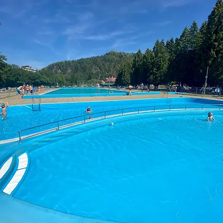 Chalet Drevenica Emilka, 5 Min Restauracia, Z Terasy Vyhlad Na Kralovu Holu A Polomske Ocko, Gril, Ohnisko, Kotlik